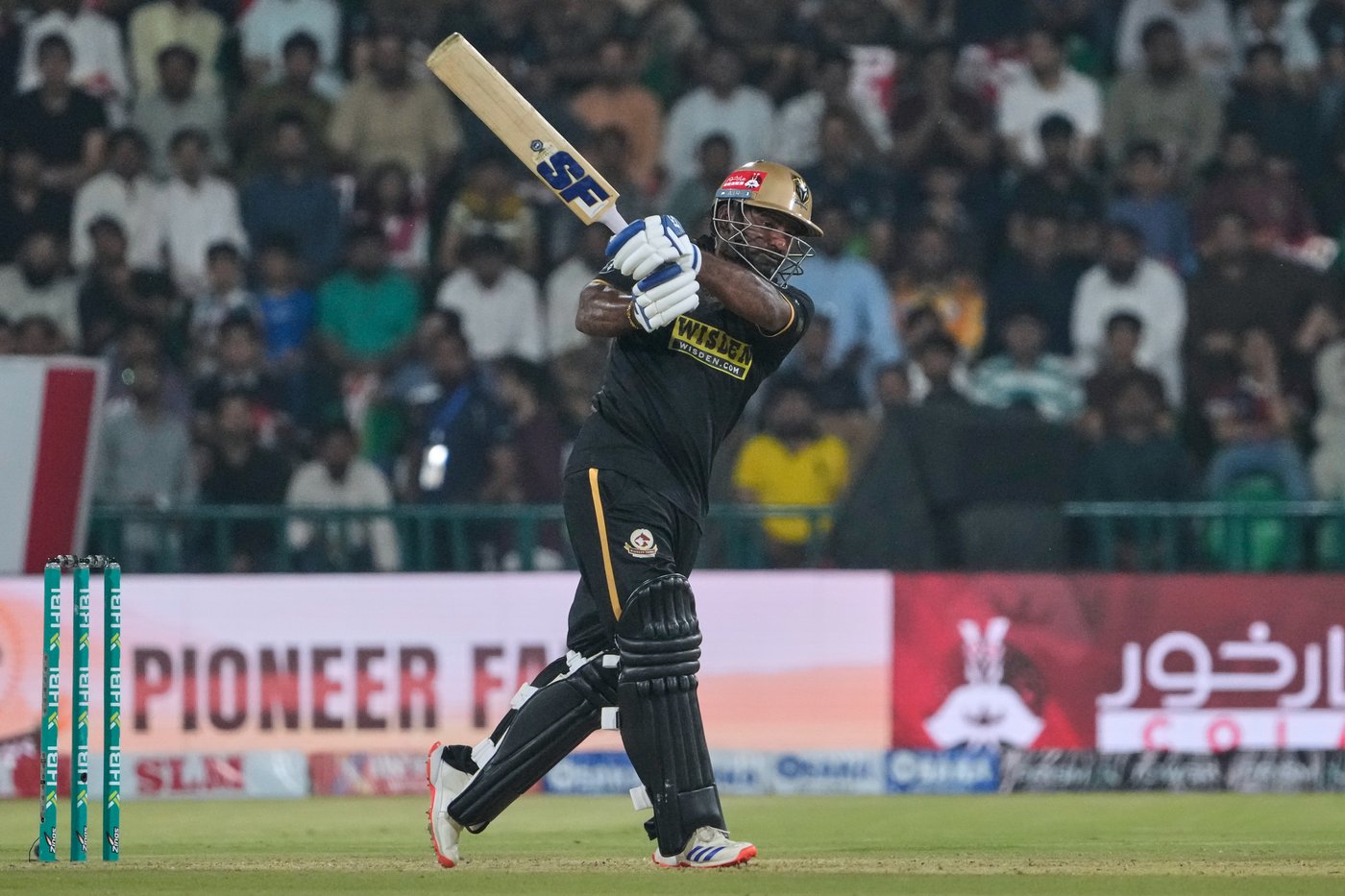 Shah bowls sensational 3-run last over to lift PSL debutant Hyderabad into the final | iNFOnews.ca Shah bowls sensational 3-run last over to lift PSL debutant Hyderabad into the final | iNFOnews.ca