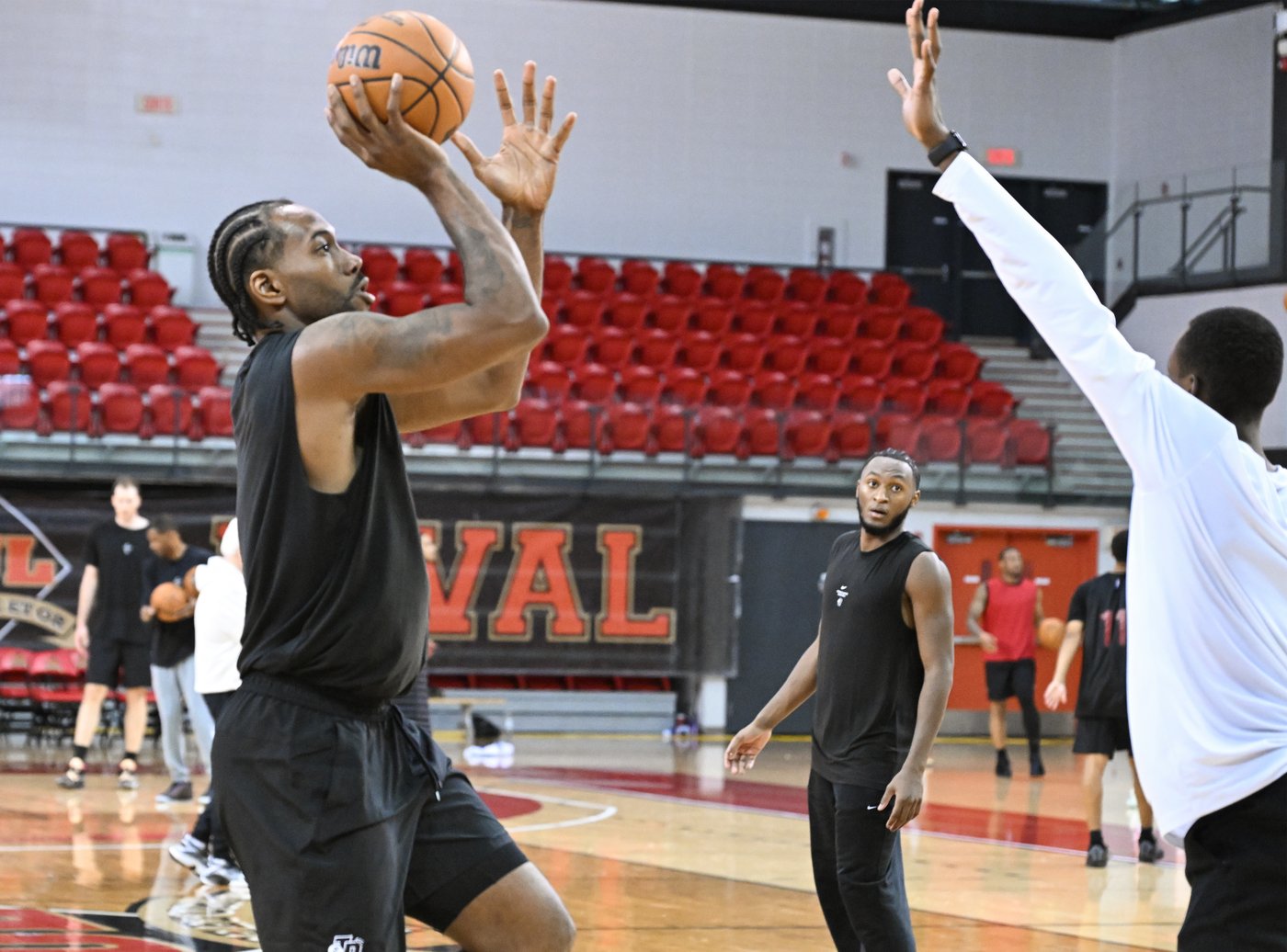 Threes on top of threes: Toronto Raptors looking to add extra dimension to offence | iNFOnews.ca