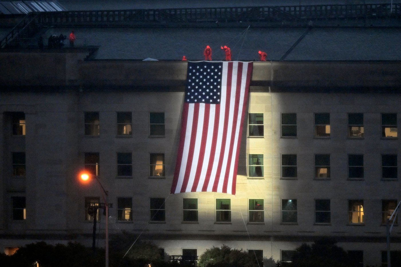Americans mark 25 years since 9/11, in photos | iNFOnews.ca