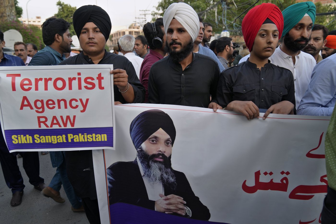 How did a killing at a Sikh temple lead to Canada and India expelling each other's diplomats? | iNFOnews.ca How did a killing at a Sikh temple lead to Canada and India expelling each other's diplomats? | iNFOnews.ca