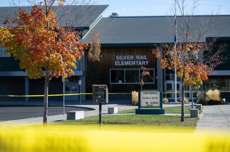 Parents of Bend school shooting victim hire attorneys to investigate school plans and gun purchase | iNFOnews.ca