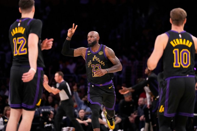 Luka Doncic scores 27 points as the Lakers rally past the Pelicans, 110-101 | iNFOnews.ca