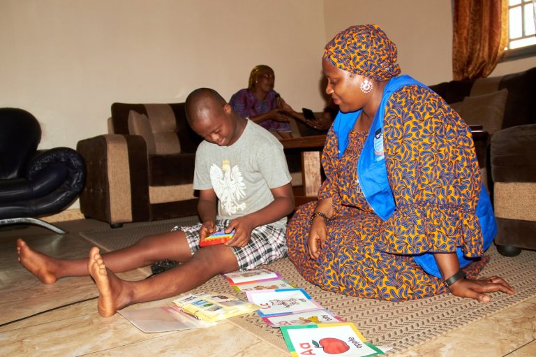 Autism remains widely misunderstood in parts of Africa. A mother in Guinea fights for her child | iNFOnews.ca