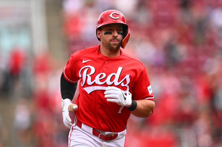 Sal Stewart's 3-run homer in 4-run first inning spoils Kodai Senga's return as Reds beat Mets 5-3 | iNFOnews.ca
