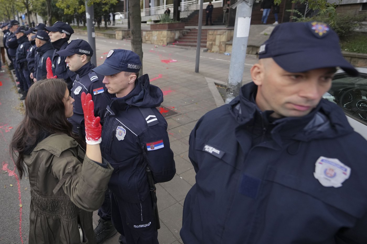 Protesters demand arrests over train station roof collapse that killed 14 people in Serbia | iNFOnews.ca
