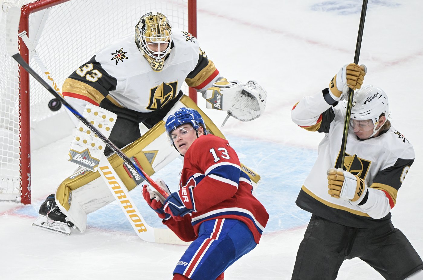 Golden Knights ride five-goal period to 6-2 win over Montreal Canadiens | iNFOnews.ca