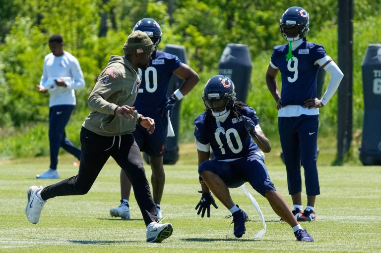Bears coach Ben Johnson says he is 'buying Luther Burden stock' going into the season | iNFOnews.ca