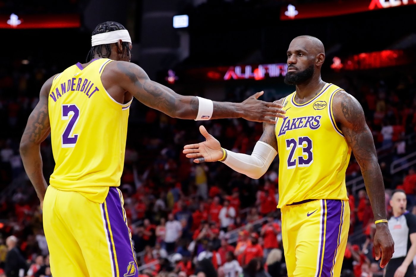 Sunday's NBA matchups: Spurs-Trail Blazers, Celtics-76ers, Lakers-Rockets, Cavaliers-Raptors | iNFOnews.ca Sunday's NBA matchups: Spurs-Trail Blazers, Celtics-76ers, Lakers-Rockets, Cavaliers-Raptors | iNFOnews.ca