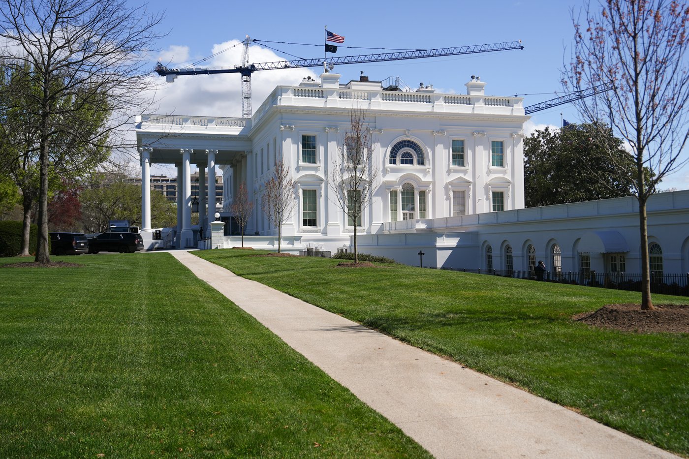 Judge orders Trump administration to halt White House ballroom construction | iNFOnews.ca