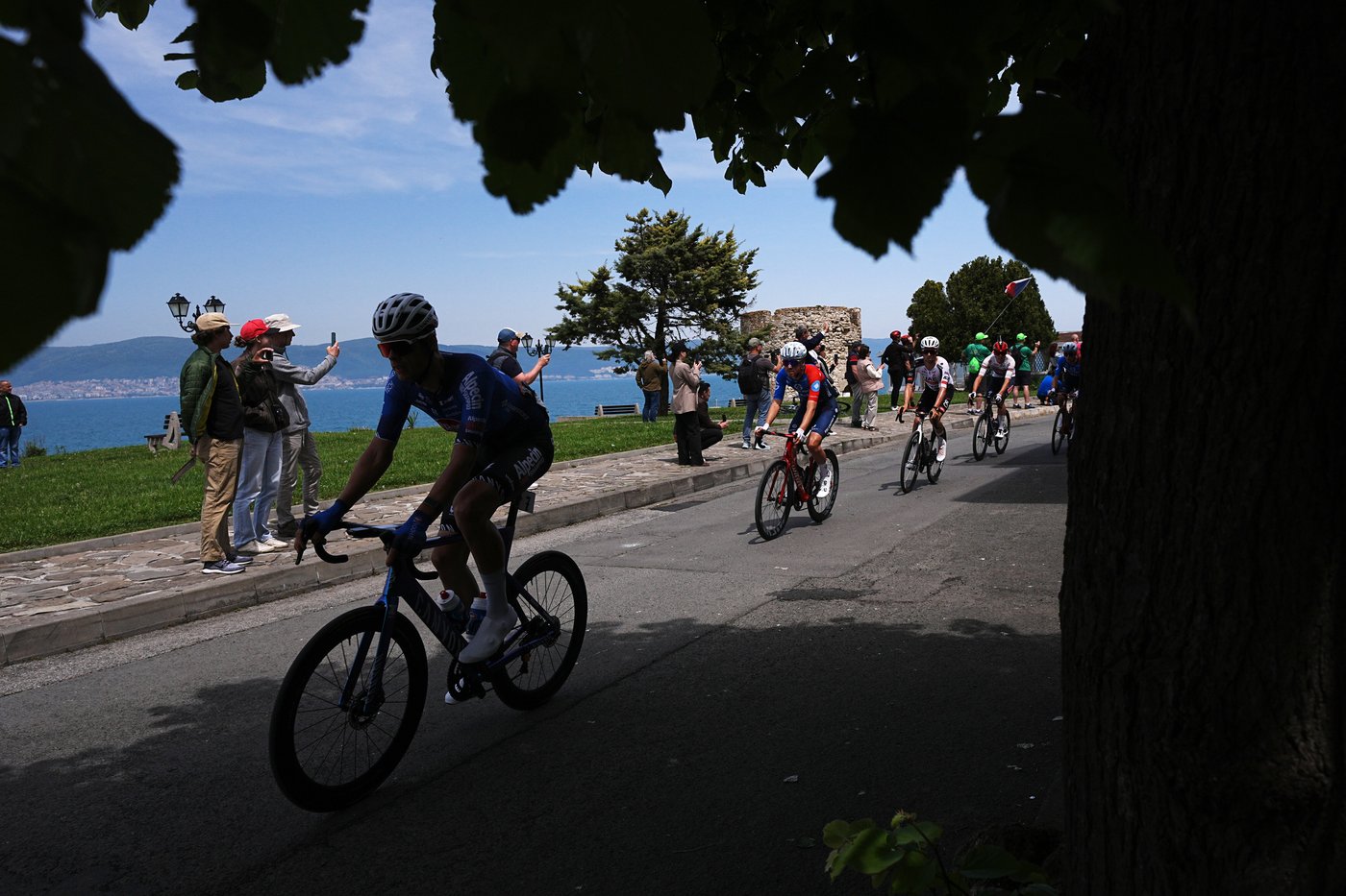 Vingegaard starts quest for Grand Tour triple as Magnier wins Giro d'Italia opening stage | iNFOnews.ca