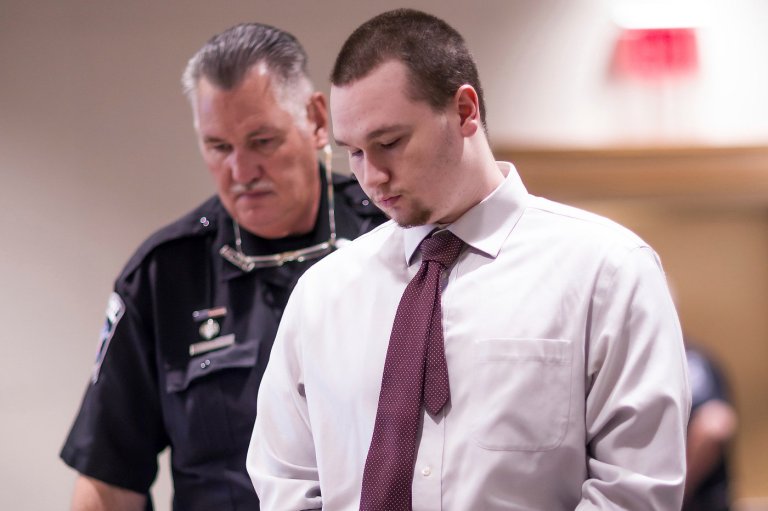 New Hampshire teen who killed sister-in-law and nephews could get 97 years in prison | iNFOnews.ca