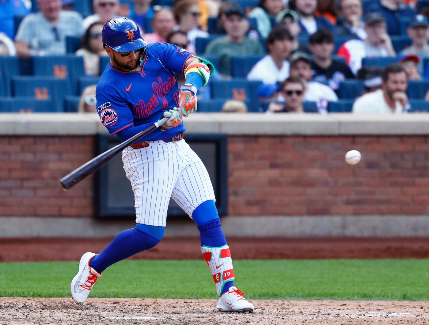 Bo Bichette hits 3-run homer in 8th inning as Mets rally past Giants 4-2 | iNFOnews.ca Bo Bichette hits 3-run homer in 8th inning as Mets rally past Giants 4-2 | iNFOnews.ca