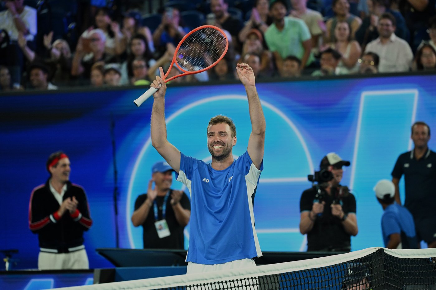 Underdog millionaire as local amateur beats Sinner on way to 1 Point Slam title at Australian Open | iNFOnews.ca