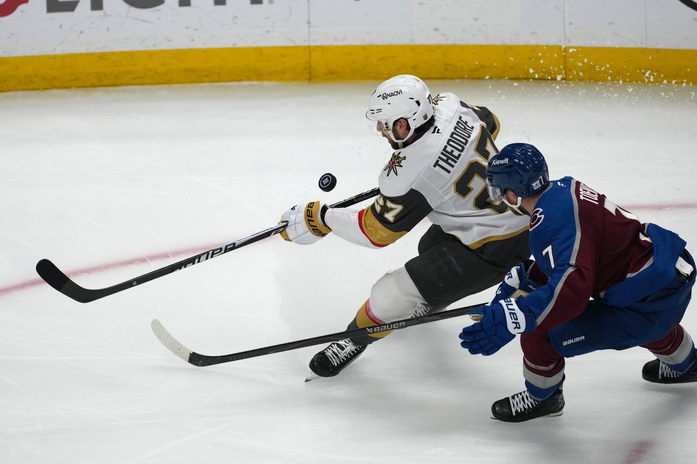 A 45-0-0 streak ends, and the Avalanche’s scoring touch vanishes in Game 2 | iNFOnews.ca