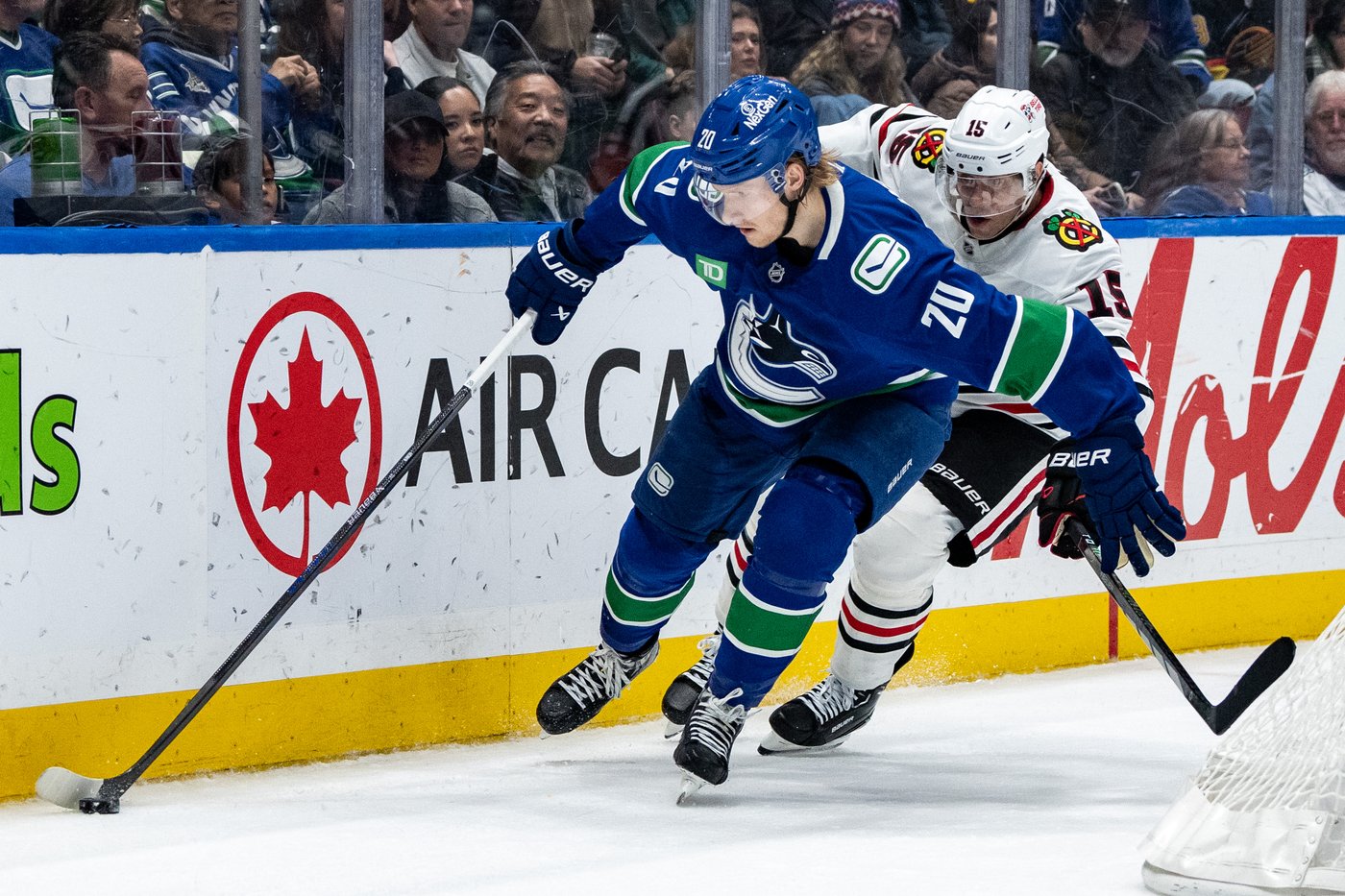 Brannstrom has winner as Canucks beat Blackhawks 4-1; Bedard held scoreless | iNFOnews.ca