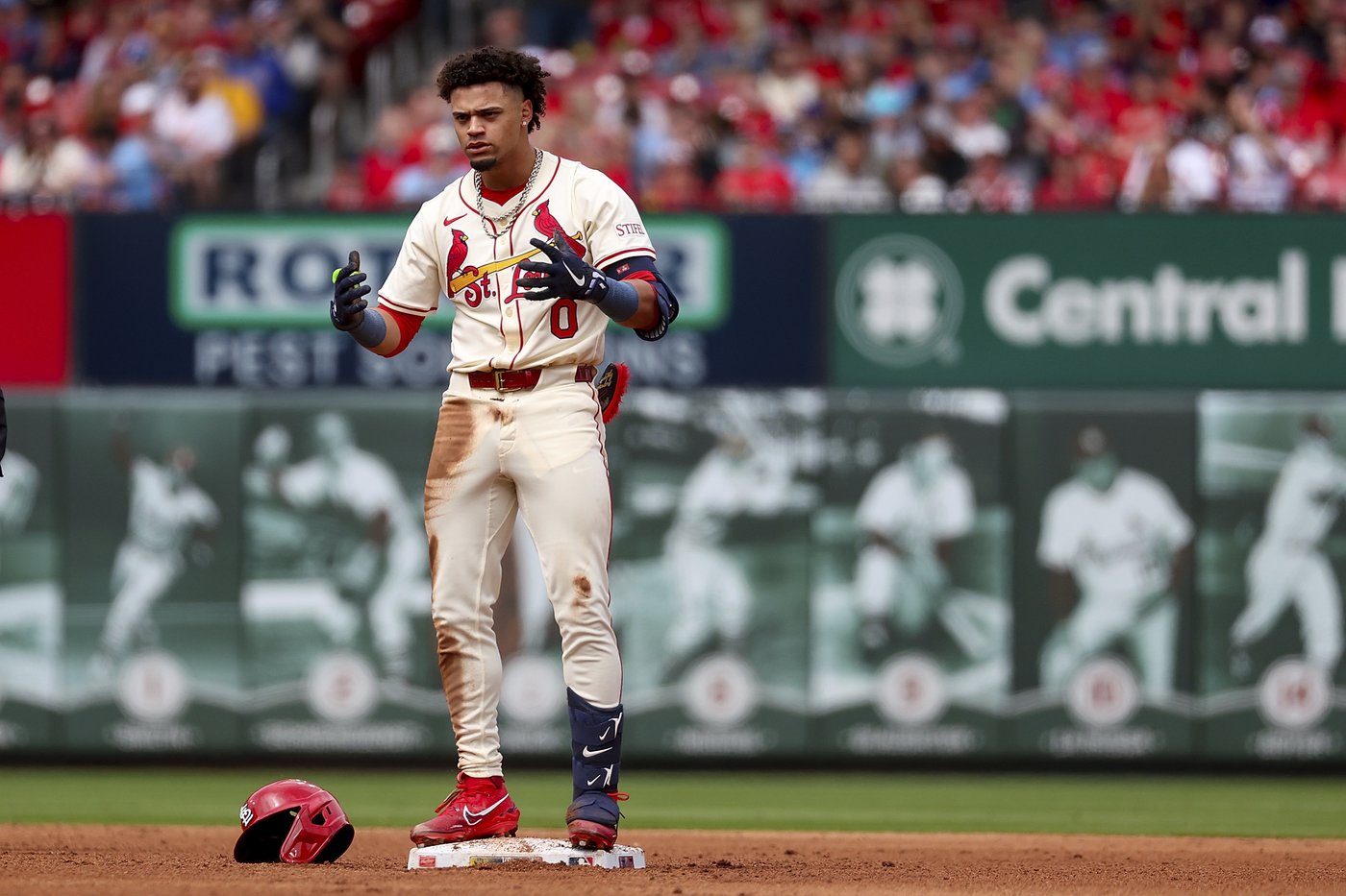 Arenado's walk-off home run lifts Cardinals over Brewers 6-5 after blown 5-0 lead | iNFOnews.ca Arenado's walk-off home run lifts Cardinals over Brewers 6-5 after blown 5-0 lead | iNFOnews.ca