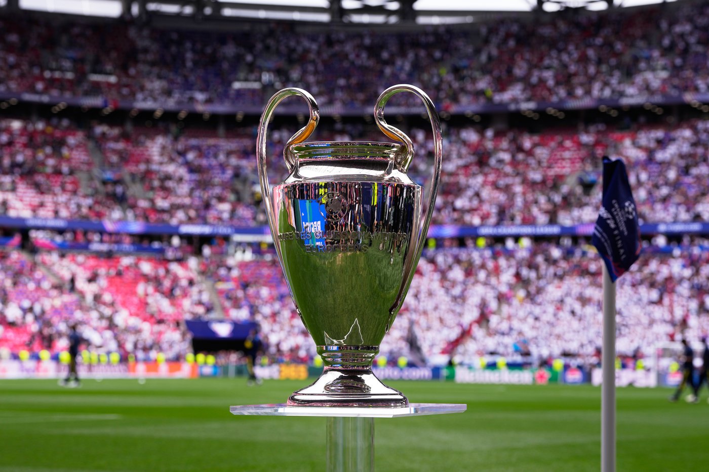 The Latest: Paris Saint-Germain and Arsenal prepare for Champions League final in Budapest | iNFOnews.ca