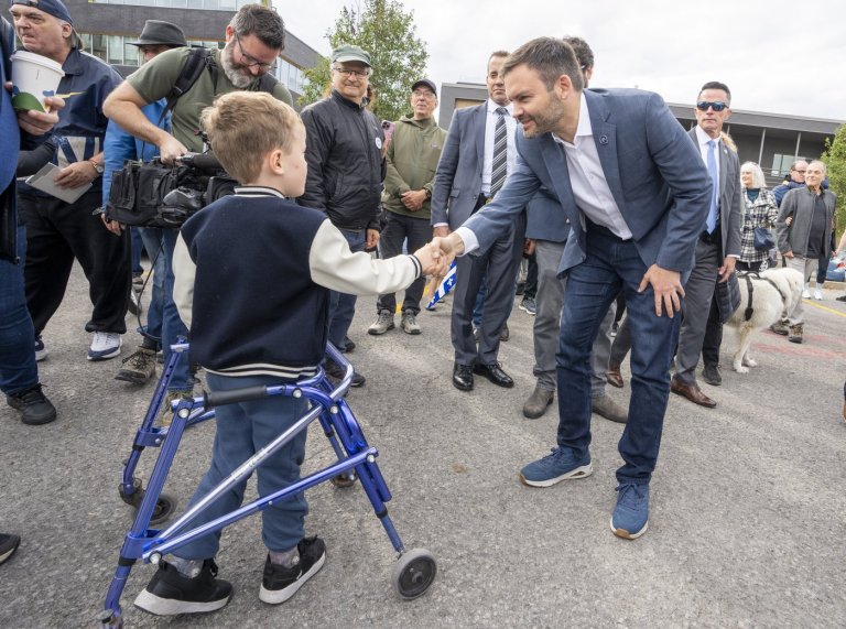 Quebec party leaders make final pitches to voters ahead of Monday's vote | iNFOnews.ca