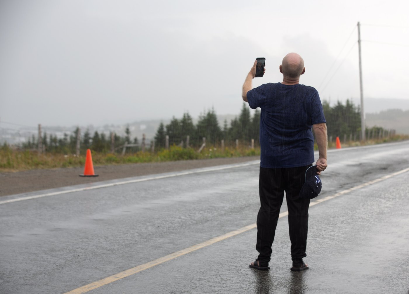 Evacuation order lifted for St. John's suburb; wildfire destroys Newfoundland school | iNFOnews.ca