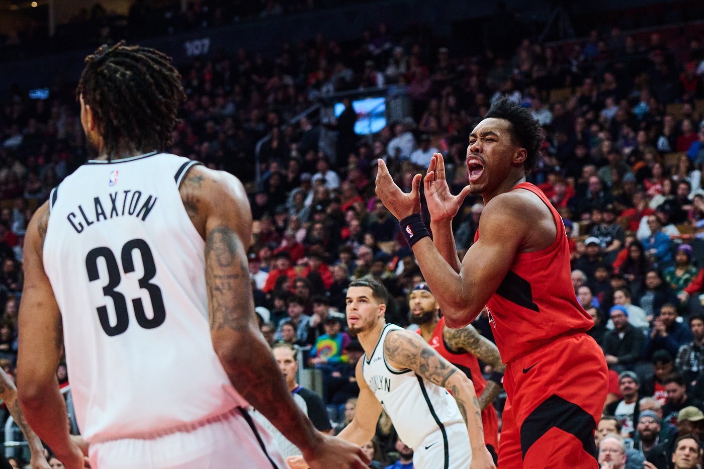 Raptors beat Nets to win seventh straight; Barrett leaves game early with knee sprain | iNFOnews.ca
