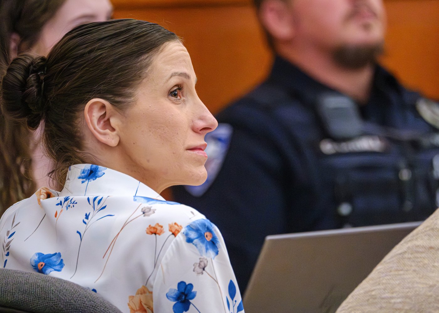 Jury deliberating in case of Utah woman accused of killing husband, then writing book on grief | iNFOnews.ca