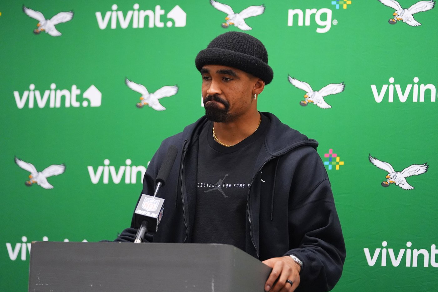 Bears travel to Philadelphia to take on Eagles on Friday in a matchup of division leaders | iNFOnews.ca