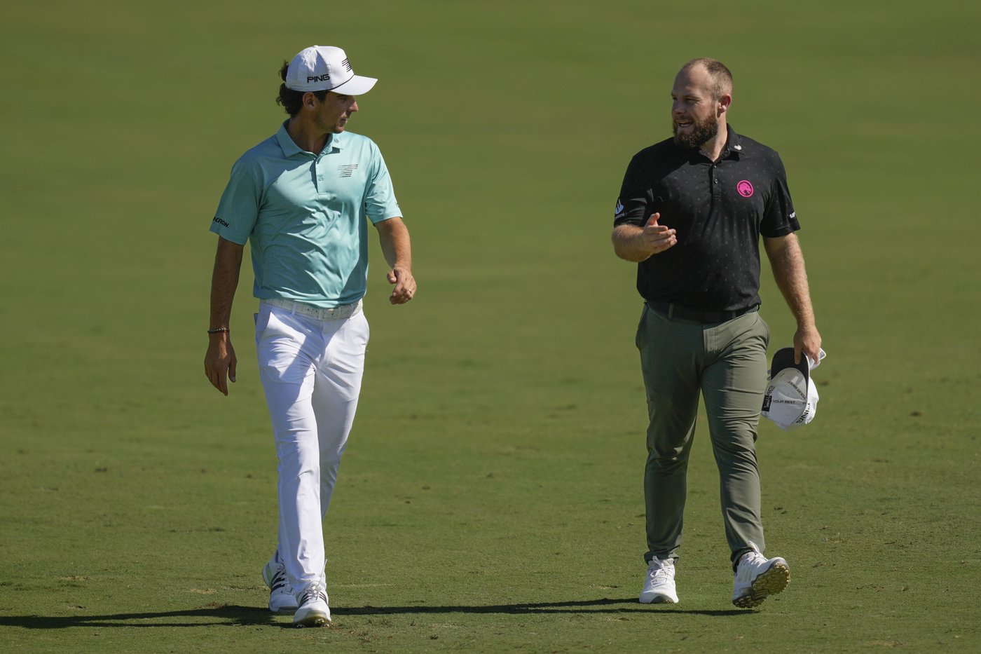 Rory McIlroy tied for lead in Dubai, hot-headed Tyrell Hatton fades | iNFOnews.ca