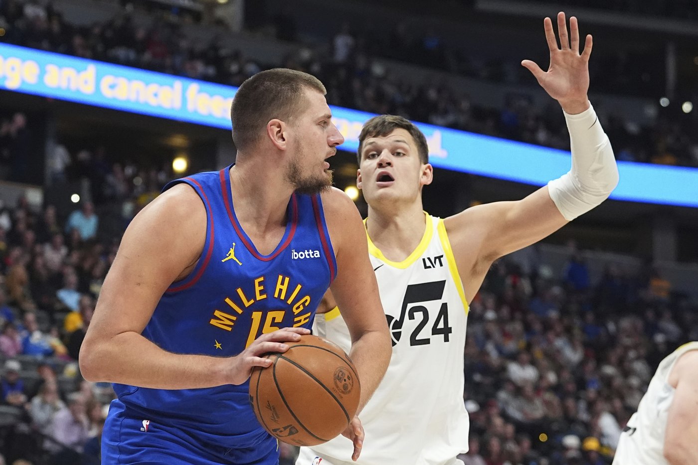 Nikola Jokic scores team-high 27 points, leading the Nuggets past the Jazz 129-103 | iNFOnews.ca