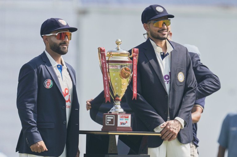 India wins the toss and chooses to bat against Afghanistan in a one-off cricket test | iNFOnews.ca