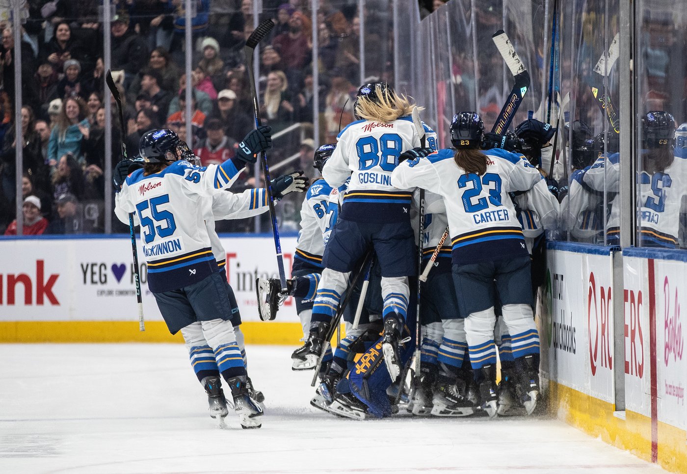 Watts, Kirk help Sceptres scrape out 3-2 OT win over Charge in Edmonton | iNFOnews.ca