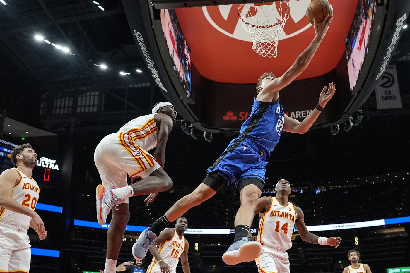 Paolo Banchero scores 36 points as Magic rally past Hawks 114-108 | iNFOnews.ca