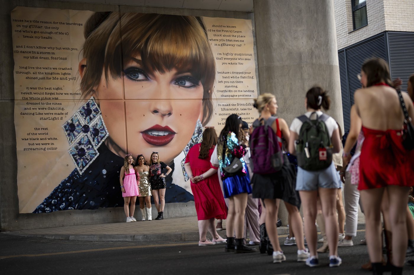 The end of an Eras tour approaches, marking a bittersweet moment for Taylor Swift fans | iNFOnews.ca