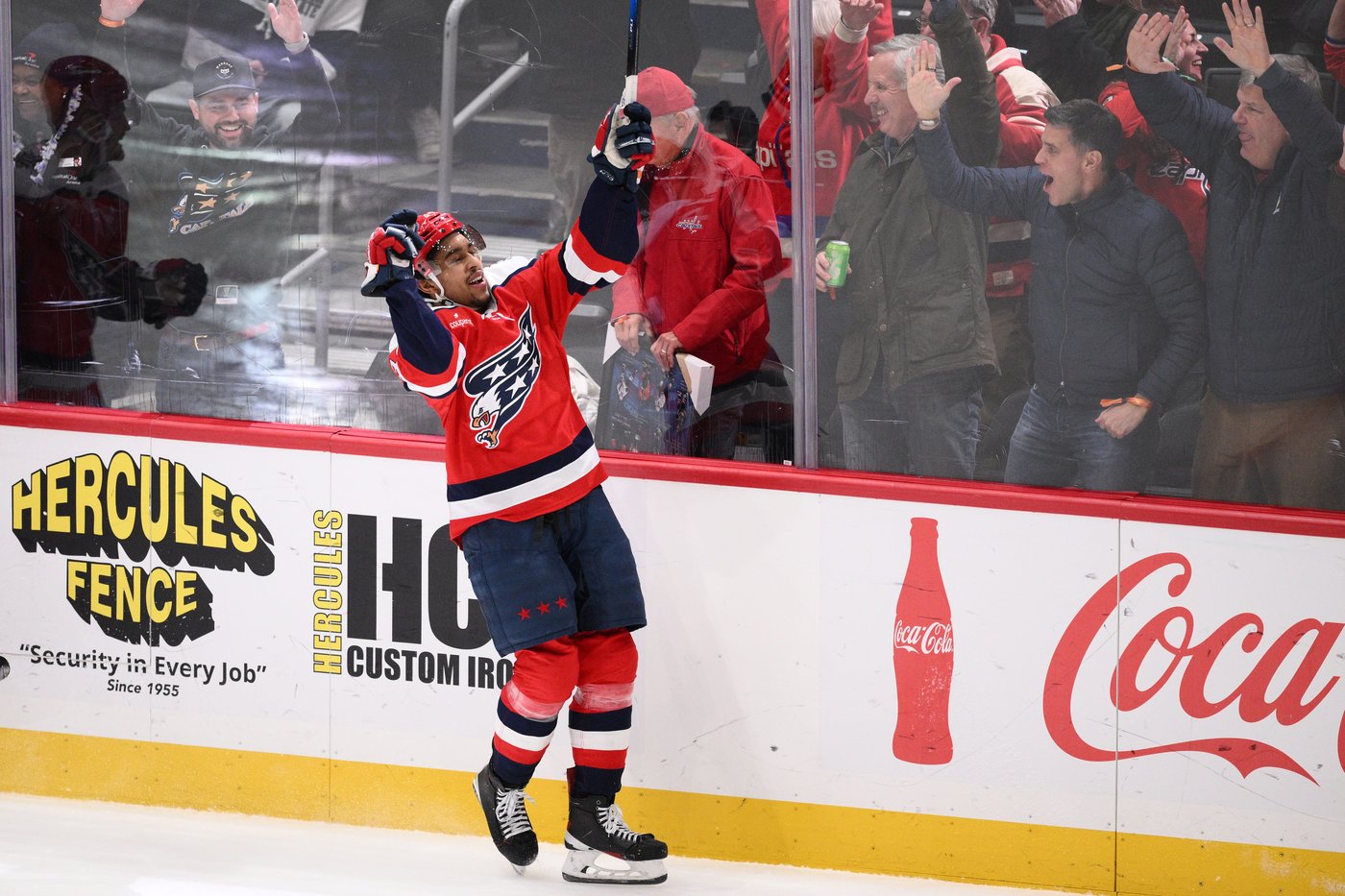 Sourdif scores in OT to give Capitals 4-3 comeback victory over Hurricanes | iNFOnews.ca