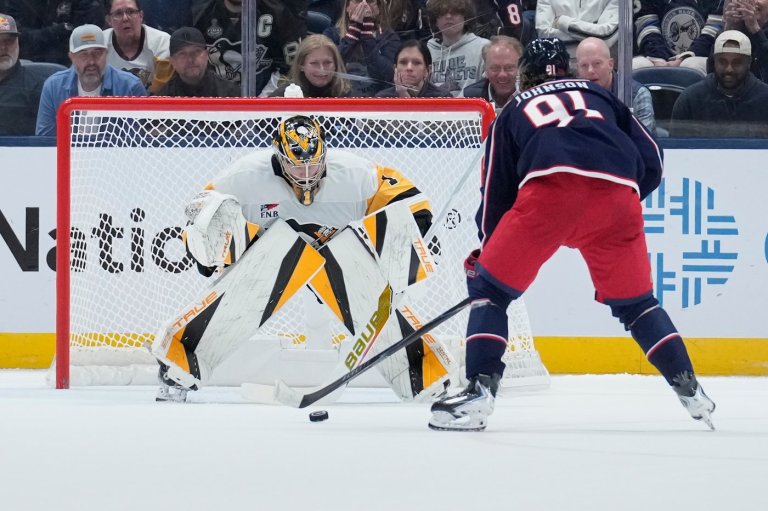 Kent Johnson scores lone goal in shootout to give Blue Jackets 3-2 win over Penguins | iNFOnews.ca