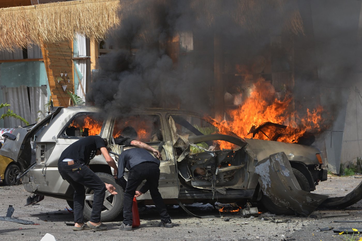 Israeli drone strikes on vehicles in Lebanon kill 12 people, including 2 children | iNFOnews.ca