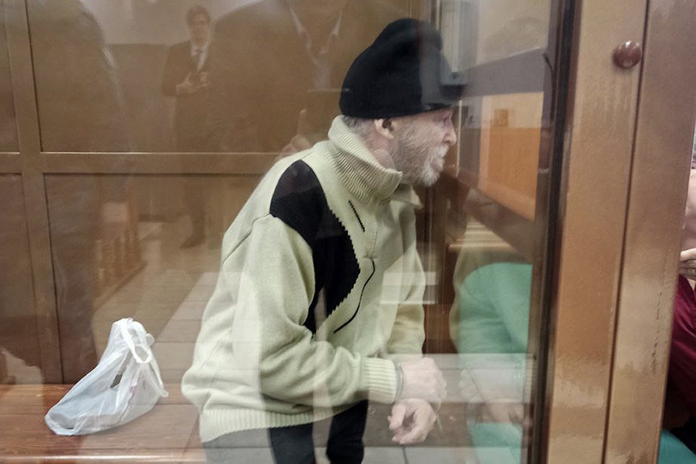 Russian court sentences a 72-year-old American to nearly 7 years in prison for fighting in Ukraine | iNFOnews.ca Russian court sentences a 72-year-old American to nearly 7 years in prison for fighting in Ukraine | iNFOnews.ca