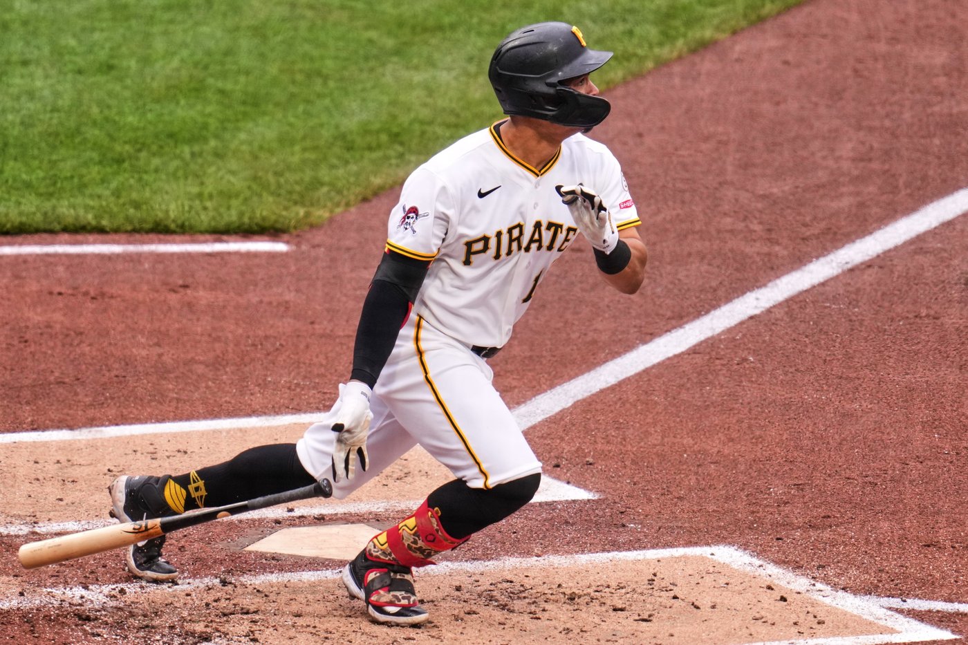 Endy Rodriguez drives in a pair of runs in his return to the majors, Pirates top Rockies 7-2 | iNFOnews.ca