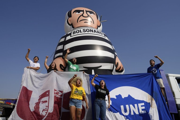 Brazil braces for new US sanctions after Bolsonaro's conviction angers Trump administration | iNFOnews.ca