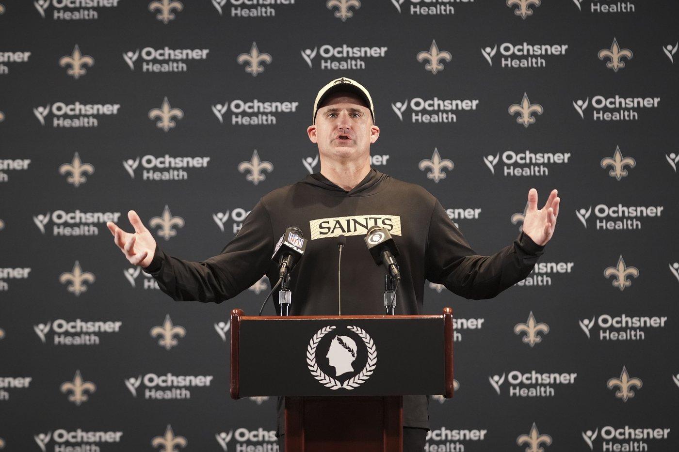 With losing streak over, interim Saints coach Darren Rizzi hopes to keep challenging his team | iNFOnews.ca With losing streak over, interim Saints coach Darren Rizzi hopes to keep challenging his team | iNFOnews.ca