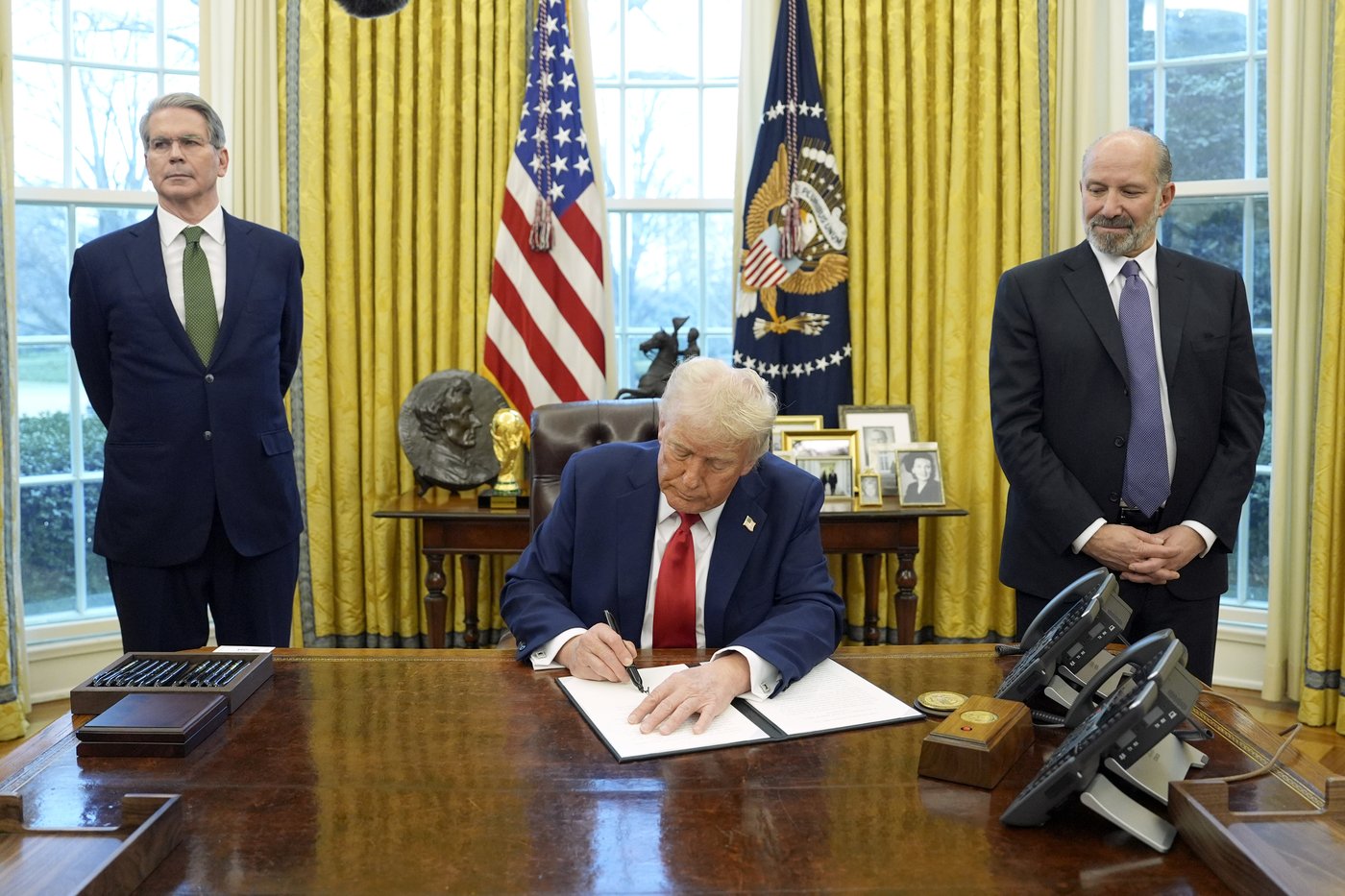 In the news today: Despite U.S. tariff pause, uncertainty remains over Canada | iNFOnews.ca In the news today: Despite U.S. tariff pause, uncertainty remains over Canada | iNFOnews.ca