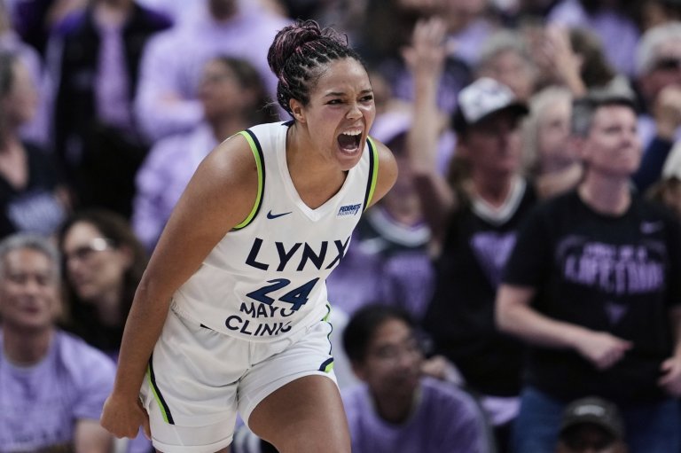 Top-seeded Lynx march into WNBA semis against surging Mercury in matchup of defensive-minded teams | iNFOnews.ca