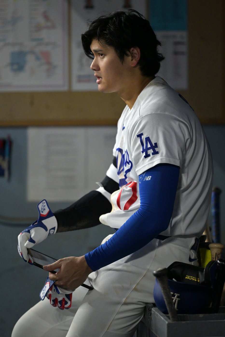 Shohei Ohtani sits again as Dodgers star battles lingering biceps, neck and knee issues | iNFOnews.ca Shohei Ohtani sits again as Dodgers star battles lingering biceps, neck and knee issues | iNFOnews.ca