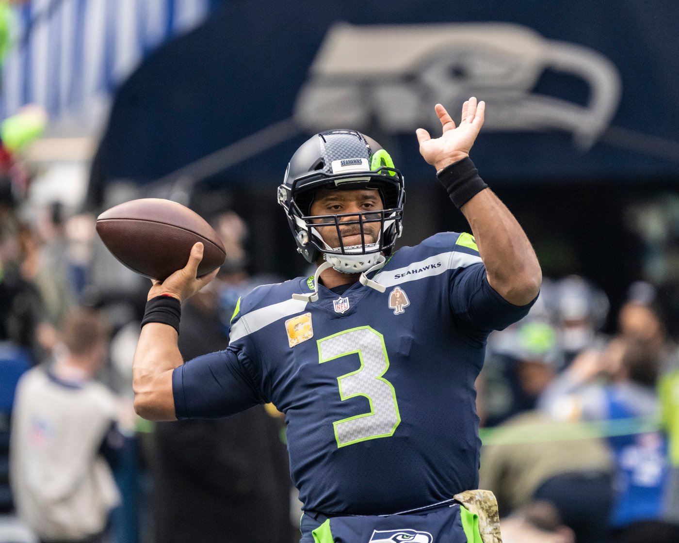 Russell Wilson confirms he's retiring from the NFL to join CBS Sports | iNFOnews.ca Russell Wilson confirms he's retiring from the NFL to join CBS Sports | iNFOnews.ca