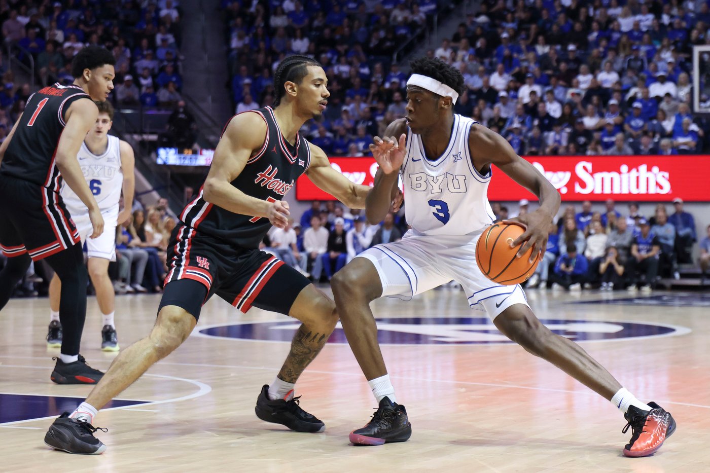 No. 8 Houston pulls away late to hand No. 16 BYU fourth straight loss, 77-66 | iNFOnews.ca