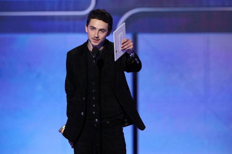 Timothée Chalamet has surprising wish for a perfect 2026 following Golden Globe win | iNFOnews.ca