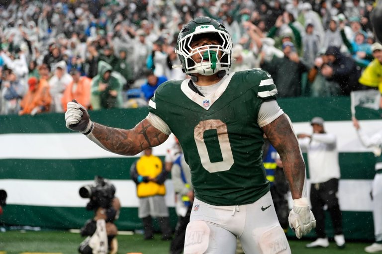 Allen has late 22-yard TD run and Jets' defense, special teams come up big in 17-12 win over Browns | iNFOnews.ca