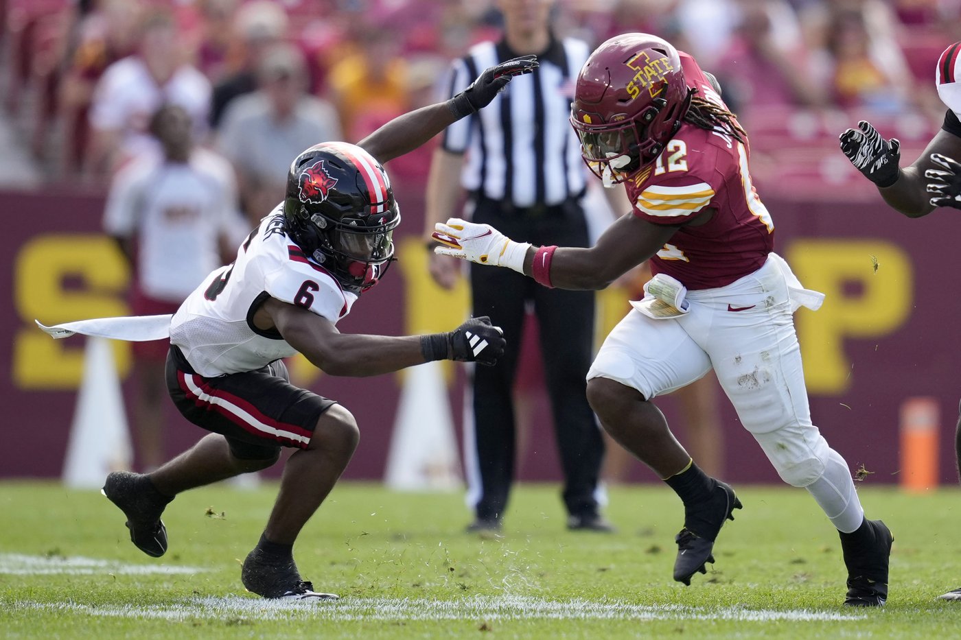 Rocco Becht has hand in 3 TDs, No. 20 Cyclones run off to a 52-7 win over Arkansas St. | iNFOnews.ca Rocco Becht has hand in 3 TDs, No. 20 Cyclones run off to a 52-7 win over Arkansas St. | iNFOnews.ca