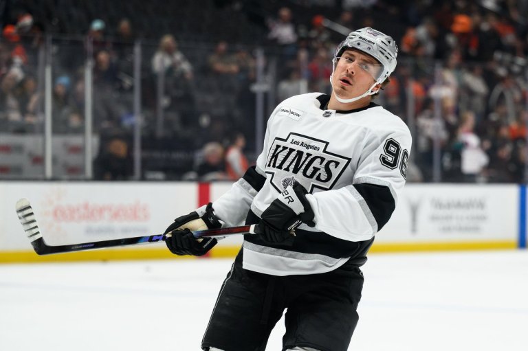 Penguins’ Andrei Kuzmenko takes leave after father’s death in Russia from reported bear attack | iNFOnews.ca