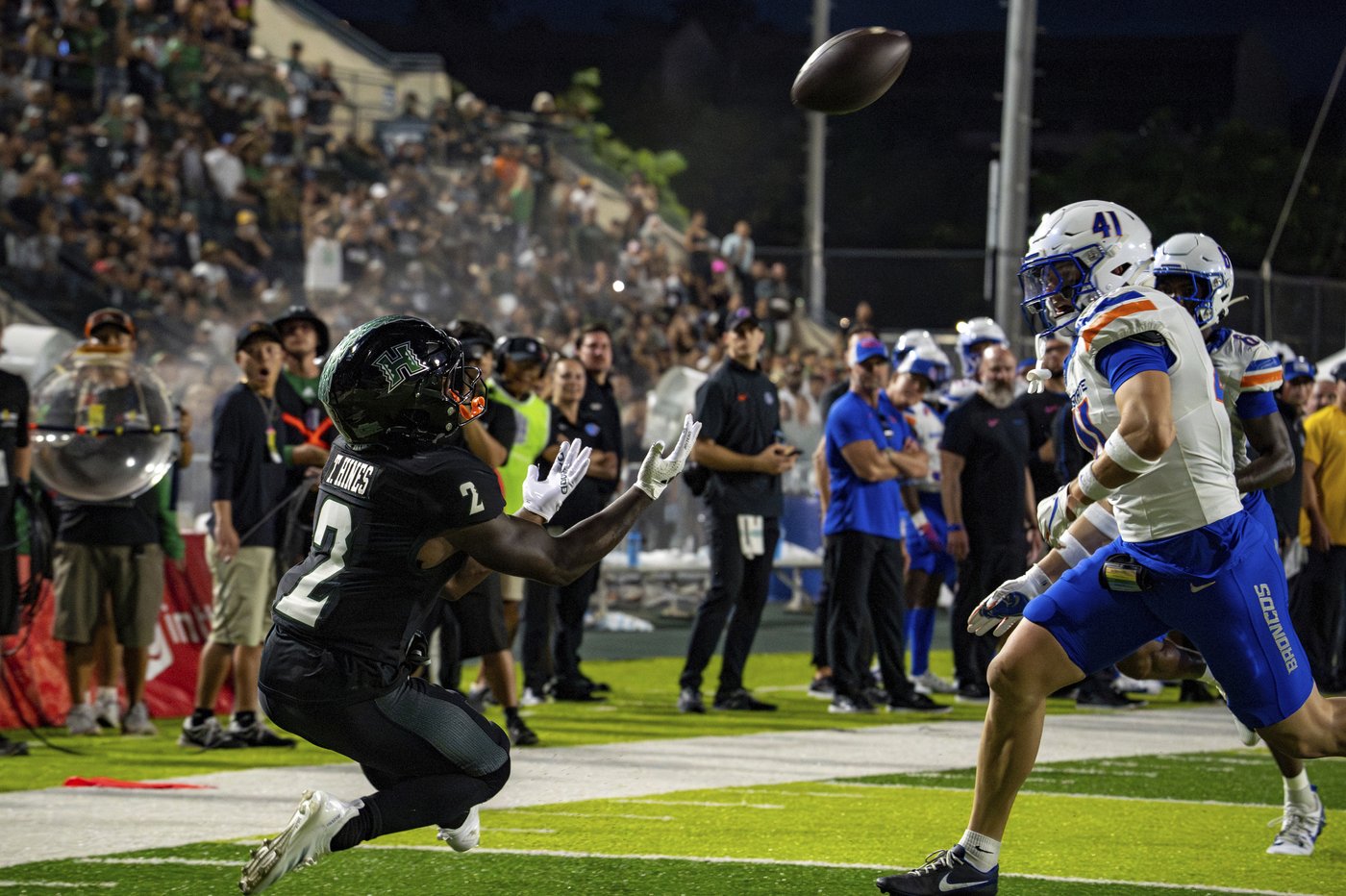 Jeanty rushes for 217 yards and TD, catches TD pass and Boise State downs Hawaii 28-7 | iNFOnews.ca Jeanty rushes for 217 yards and TD, catches TD pass and Boise State downs Hawaii 28-7 | iNFOnews.ca