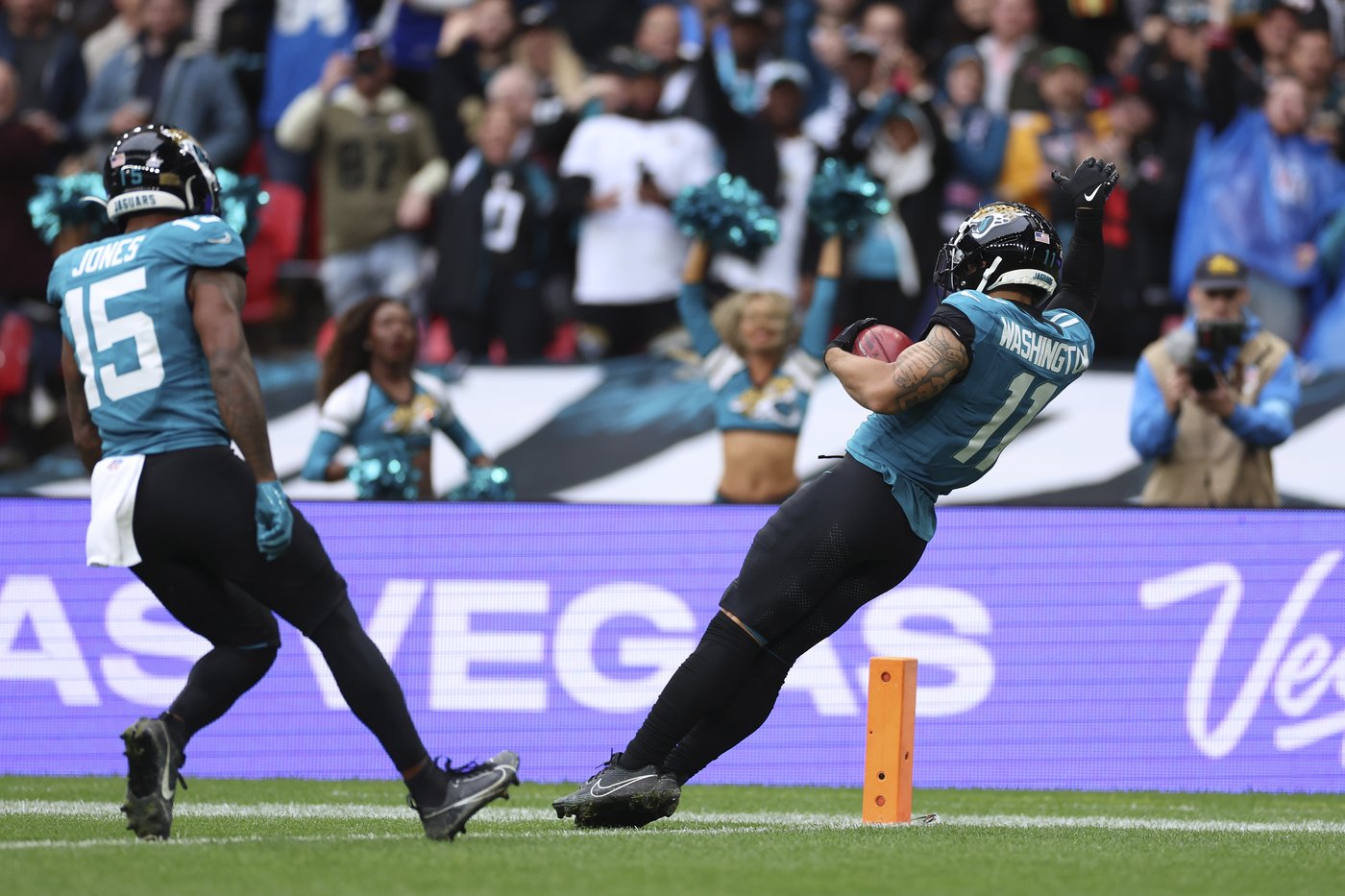 Parker Washington sets Jaguars record with a 96-yard punt return for TD in London | iNFOnews.ca